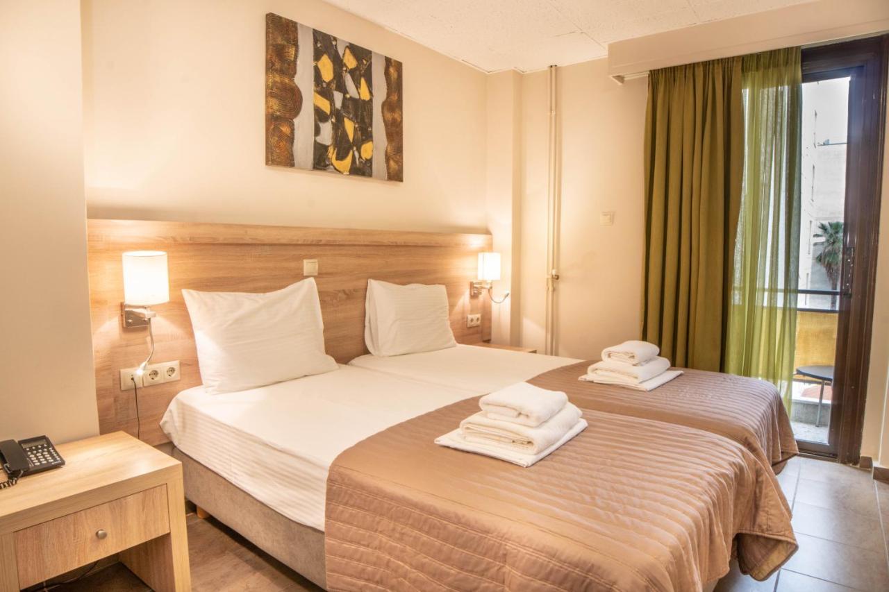 Anita Hotel Piraeus Exterior photo