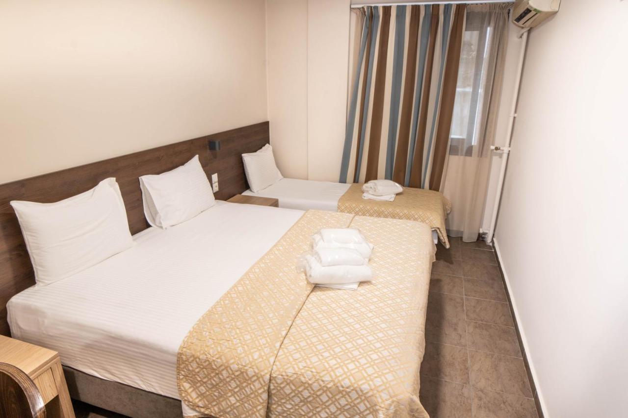 Anita Hotel Piraeus Exterior photo