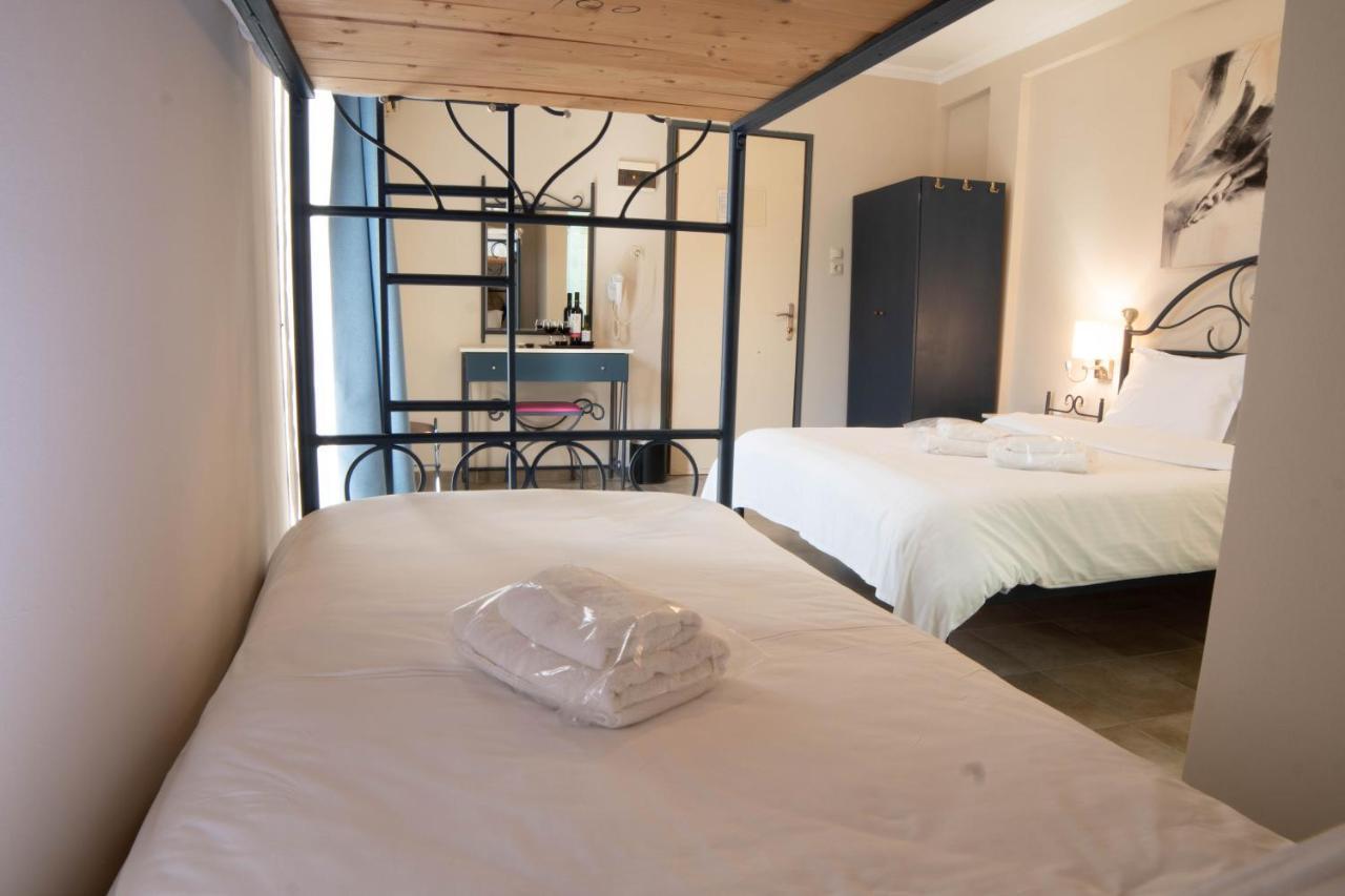 Anita Hotel Piraeus Exterior photo