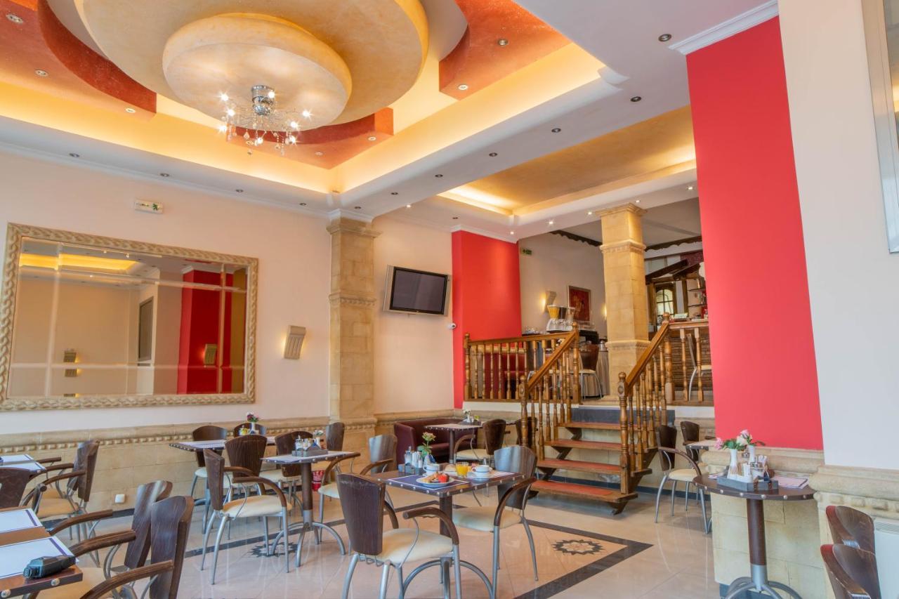 Anita Hotel Piraeus Exterior photo
