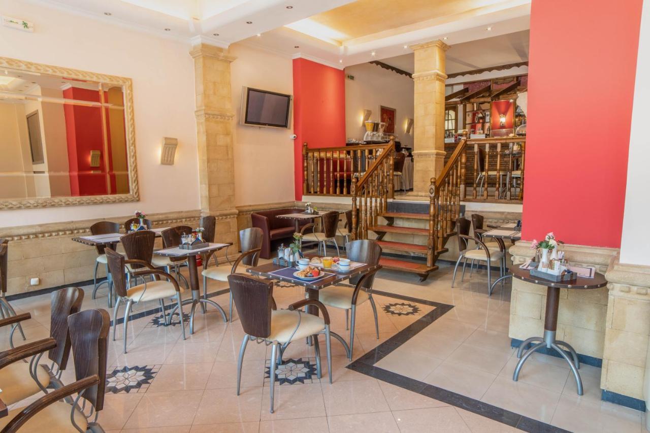 Anita Hotel Piraeus Exterior photo